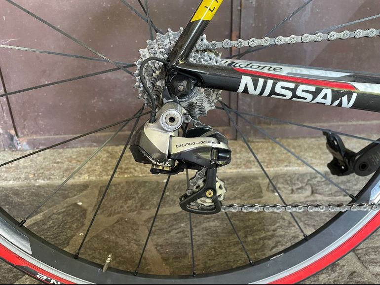 Used Trek Madone Shimano Dura Ace Di2 2011 Road & Gravel, Rot — image 4 of 11