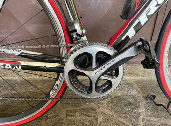 Used Trek Madone Shimano Dura Ace Di2 2011 Road & Gravel, Rot — image 3 of 11