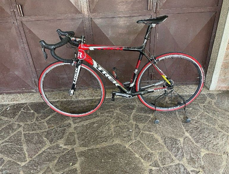 Used Trek Madone Shimano Dura Ace Di2 2011 Road & Gravel, Rot — image 2 of 11
