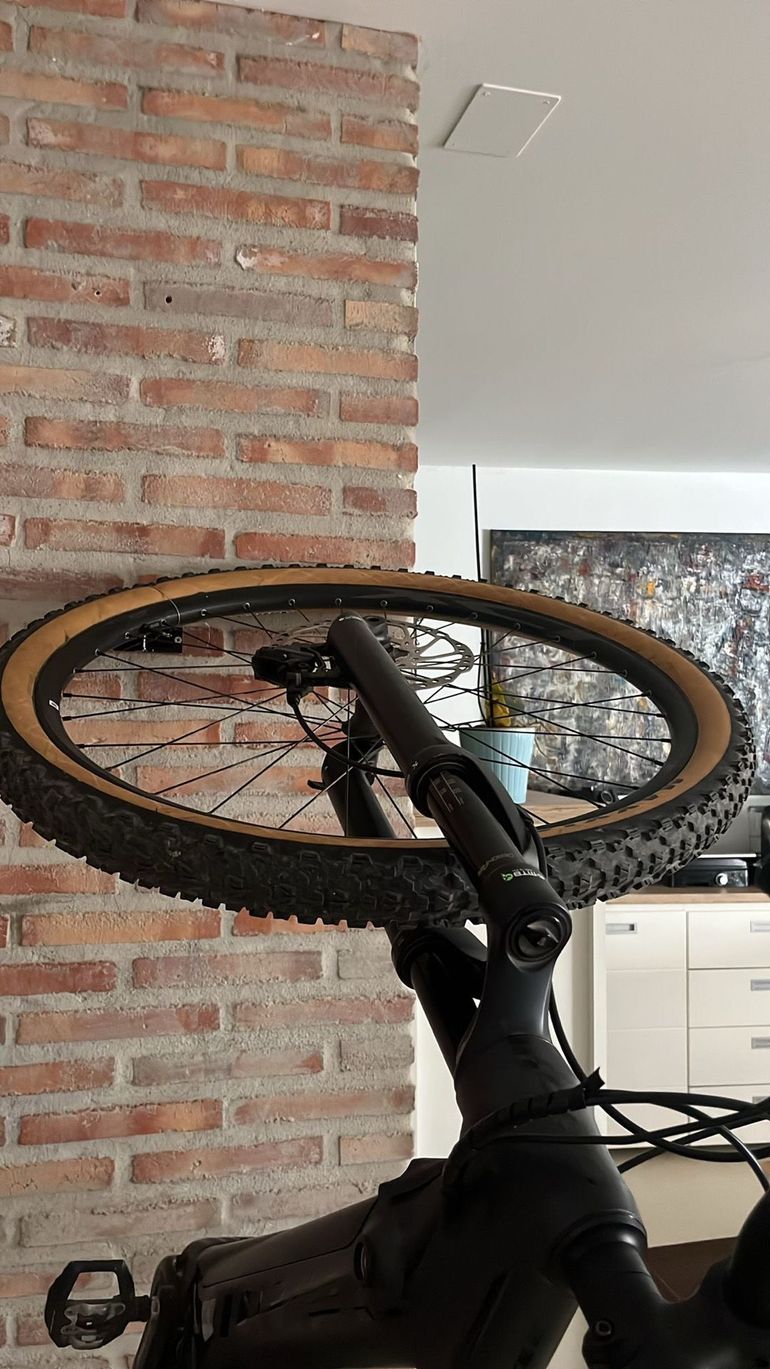 Used Giant Stance E+ 1 2023 2023 Mountainbike — image 3 of 3