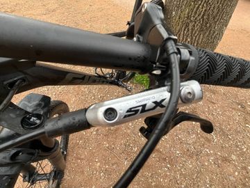 Used Giant Xtc Shimano Deore 2022 Mountainbike, Black — image 5 of 5
