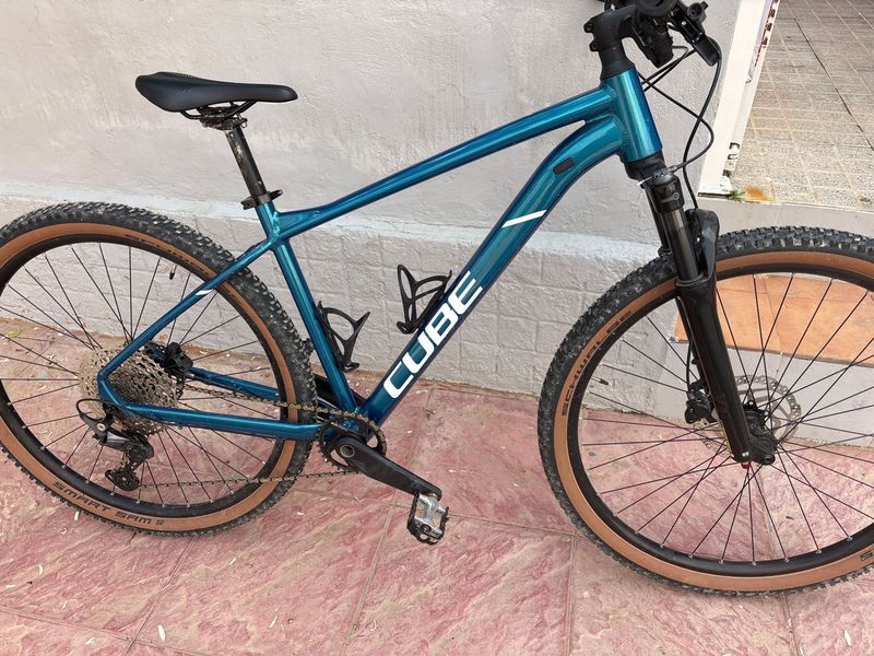 Used CUBE REACTION, PRO 2025 2025 Mountainbike, Blue, 27.5, 29 — image 4 of 4