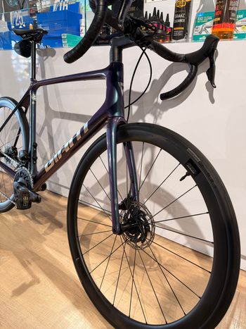 Used Giant TCR Advanced Pro Disc 0 AXS 2024 2024 Road & Gravel, Morado — image 7 of 11