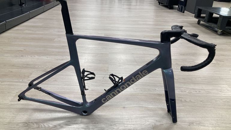 Cannondale Shimano Ultegra Di2 2025 Road & Gravel de segunda mano, Morado — imagen 7 de 7