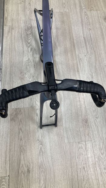 Cannondale Shimano Ultegra Di2 2025 Road & Gravel de segunda mano, Morado — imagen 4 de 7