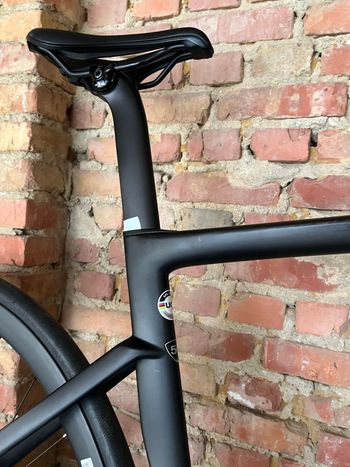 Used Specialized Tarmac Shimano Ultegra Di2 2023 Road & Gravel, Black — image 10 of 12