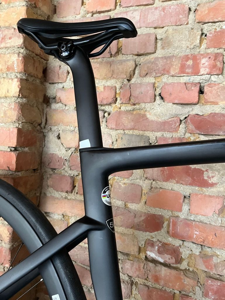 Used Specialized Tarmac Shimano Ultegra Di2 2023 Road & Gravel, Black — image 10 of 12