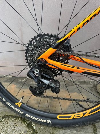 Used Cannondale F-Si Carbon 1 2018 2018 Mountainbike, Naranja — image 3 of 7