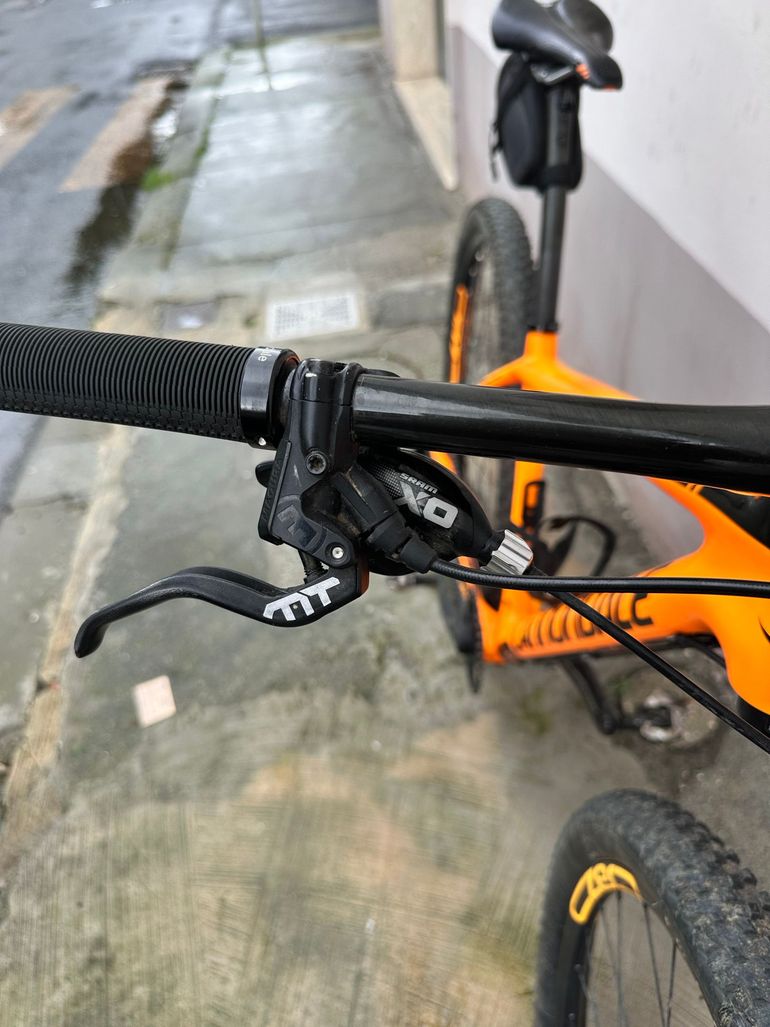 Used Cannondale F-Si Carbon 1 2018 2018 Mountainbike, Naranja — image 6 of 7