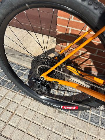 Used Mendiz X21 2025 Mountainbike, Orange — image 6 of 9