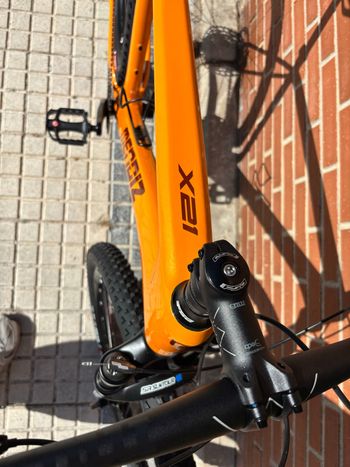 Gebrauchtes Mendiz X21 2025 Mountainbike, Orange — Bild 7 von 9