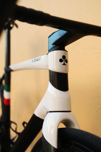 Colnago, C68 Allroad Disc Ultegra Di2 8100 w/Fulcrum Wind 400 Wheels 2023