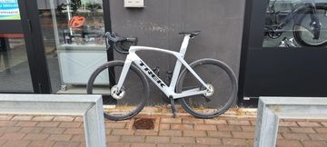 Used Trek Madone SLR 6 Gen 6 2021 2021 Road & Gravel