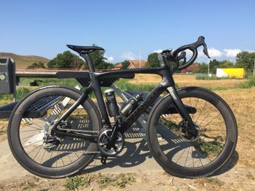 Brugt Pinarello Dogma Shimano Dura Ace Di2 2019 Road & Gravel