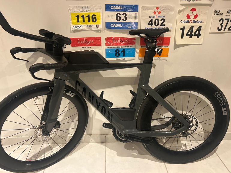 Used Canyon Speedmax CF 7 Di2 2025 2025 Road & Gravel, Hellgrau — image 3 of 3