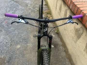 Propain Tyee SRAM NX Eagle 2022 Mountainbike usato, Nero — immagine 2 di 5