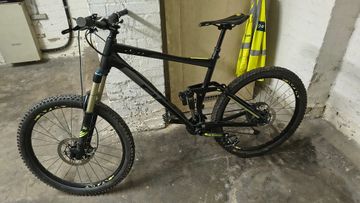 Použité CUBE fritzz 180 hpa Race 27.5 2016 2016 MTB