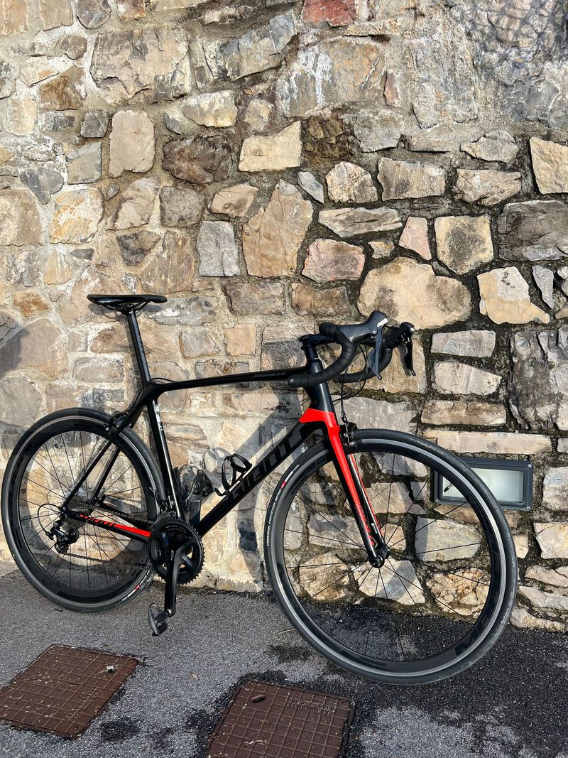 Used Giant TCR Advanced 2 2019 2019 Road & Gravel, Black — image 3 of 18