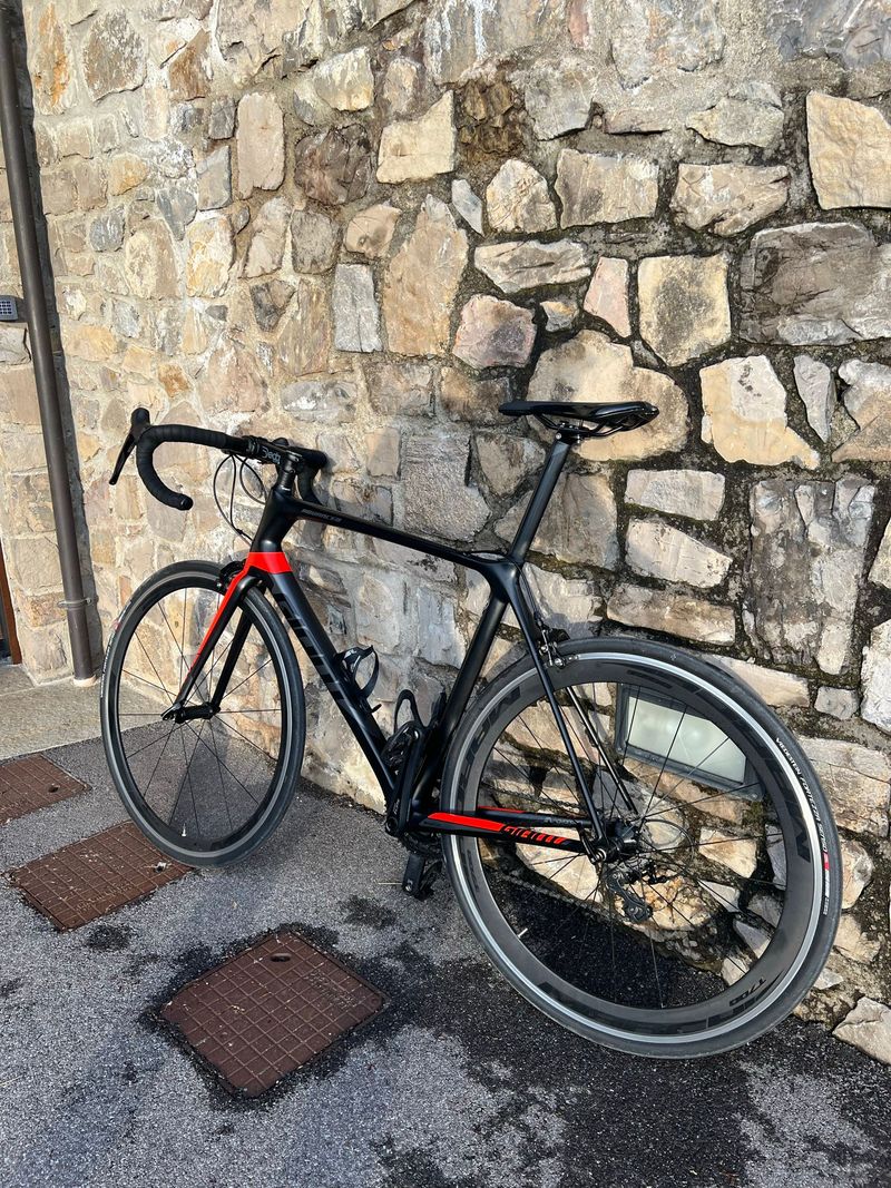 Used Giant TCR Advanced 2 2019 2019 Road & Gravel, Black — image 14 of 18