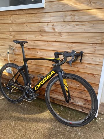 Tweedehands Orbea ORCA AERO M20TEAM 2018 2018 Road & Gravel — afbeelding 2 van 8