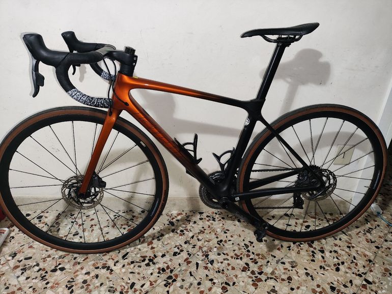 Used Giant TCR Advanced Pro Disc 0 AX 2022 2022 Road & Gravel, Azul — image 3 of 5