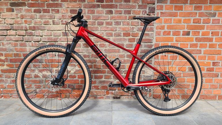 BMC Twostroke 01 FOUR 2023 2023 Mountainbike de segunda mano, Rojo — imagen 4 de 17