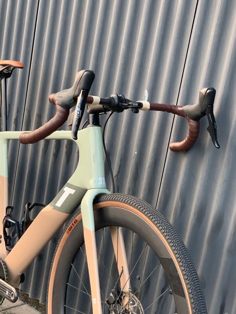 Used 3T Exploro MAX EAGLE AXS 1X 2022 2022 Road & Gravel, Light Gray — image 2 of 8