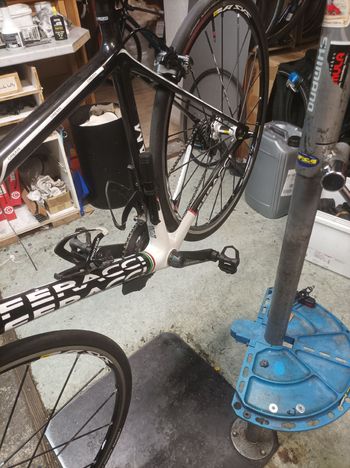 Used ferraci Ferraci Custom Shimano Ultegra Di2 2018 Road & Gravel, Rosso — image 5 of 7