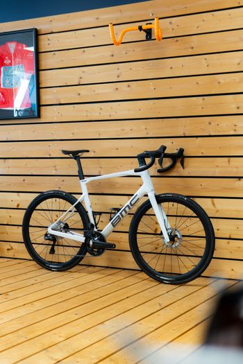 BMC, Roadmachine 01 FOUR 2026