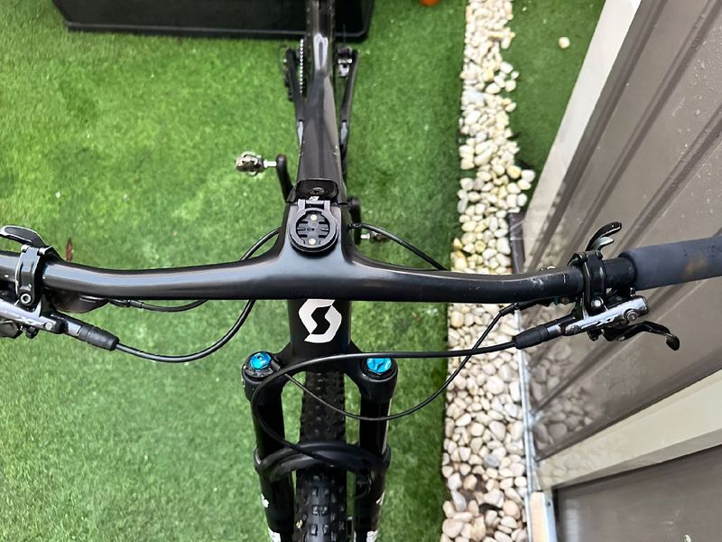 Used Scott Spark 910 2023 2023 Mountainbike, Black, 29 — image 4 of 61