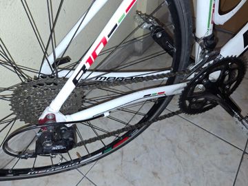 Megamo R10 Shimano Sora 2014 Road & Gravel usato, Bianco — immagine 9 di 20