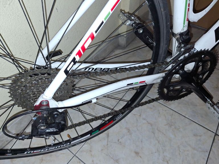 Used Megamo R10 Shimano Sora 2014 Road & Gravel, Weiß — image 9 of 16