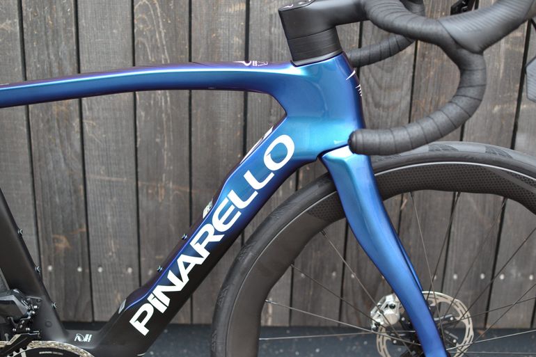 Used Pinarello DOGMA F 2026 Sram Red ETap AXS 2026 Road & Gravel, Blue — image 2 of 9