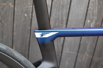 Used Pinarello DOGMA F 2026 Sram Red ETap AXS 2026 Road & Gravel, Blue — image 7 of 9