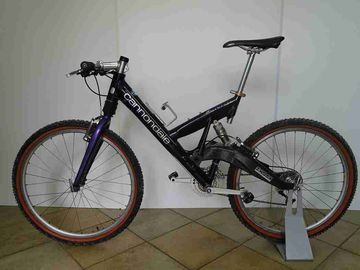 Used Cannondale Super V 2000 1995 Mountainbike, Purple — image 2 of 3