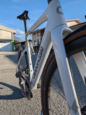 Cannondale SuperX 2 2025 2025 Road & Gravel usato, Bianco — immagine 5 di 5