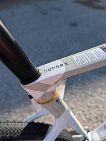 Cannondale SuperX 2 2025 2025 Road & Gravel usato, Bianco — immagine 4 di 5