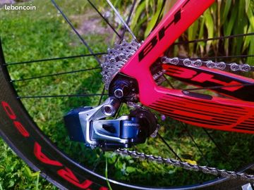 Used BH Aerolight SRAM Red eTap 2019 Road & Gravel, Red — image 3 of 8