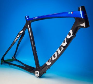 Käytetty Bianchi Telaio BIANCHI C2C VOLVO NUOVO NOS 2008 Misura 54 No Fork Frameset Frameset 2008 Road & Gravel
