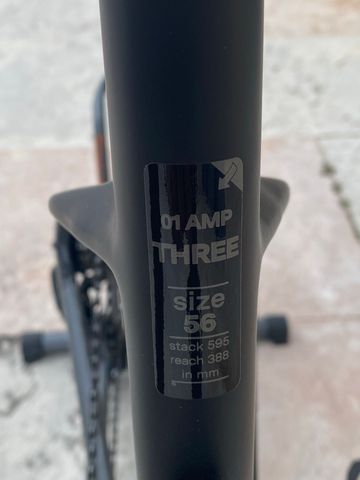 Käytetty BMC Roadmachine 01 AMP THREE 2024 2024 Road & Gravel — kuva 4 / 7