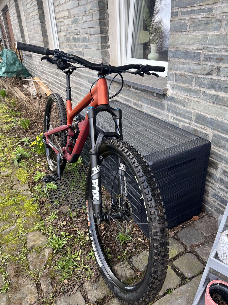 Used Canyon Spectral 125 AL 6 2022 Mountainbike, Orange — image 3 of 9