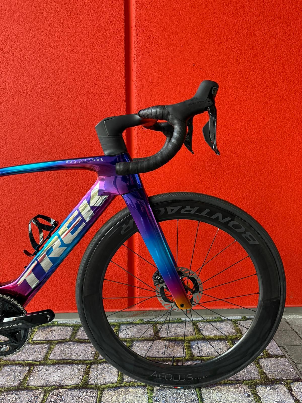 Trek Madone Shimano Dura Ace Di2 2024