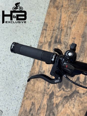 Used Tern Vektron S10 Shimano Deore 2022 Mountainbike, Black — image 6 of 13
