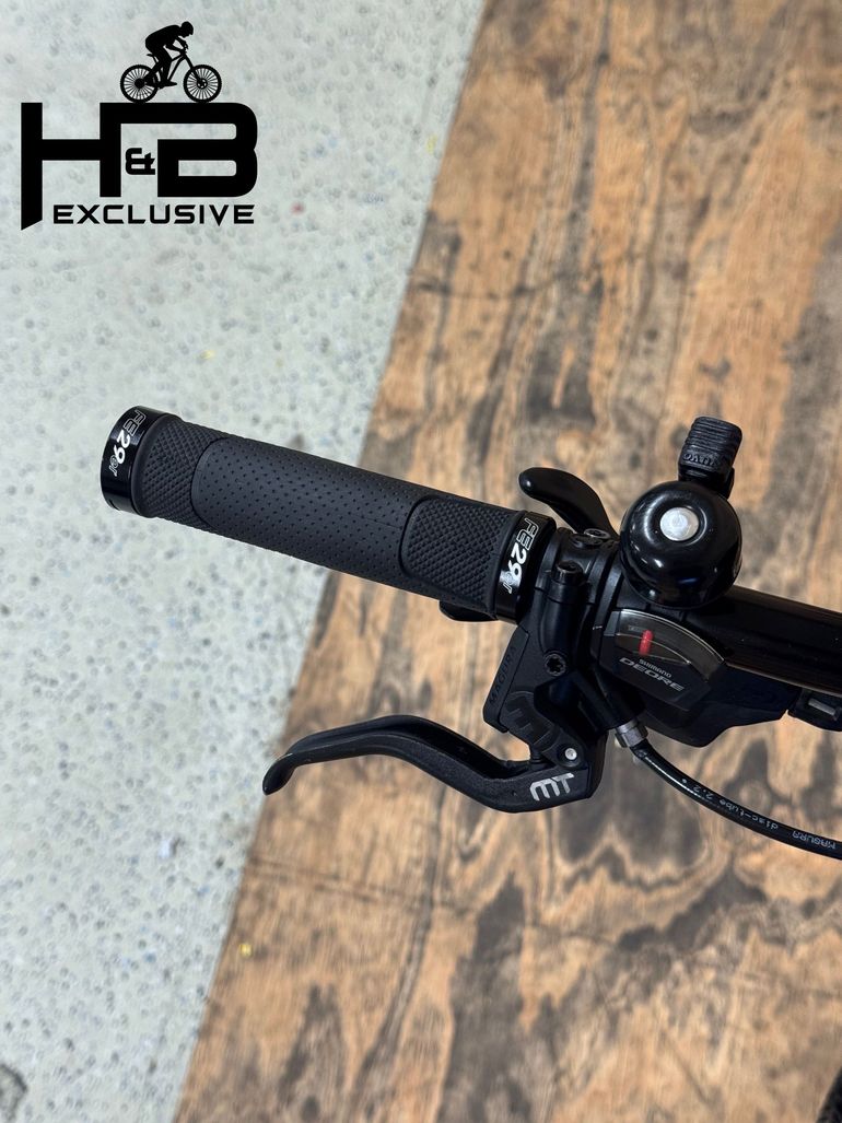 Used Tern Vektron S10 Shimano Deore 2022 Mountainbike, Black — image 6 of 13