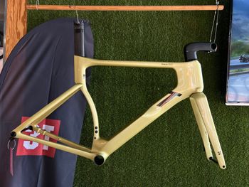 Tweedehands 3T STRADA ITALIA FORCE XPLR AXS 1X13 FULCRUM SHARQ 42 2025 Frameset 2025 Racefiets & gravel