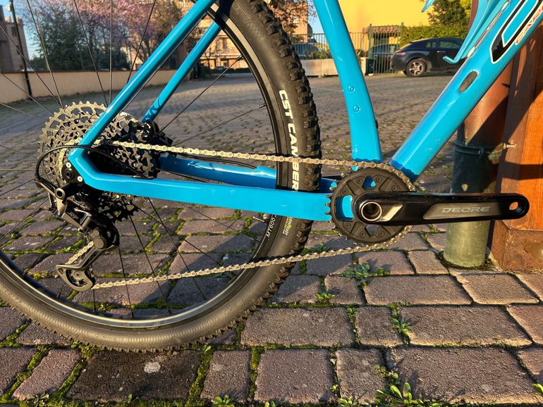 Used One1 One1 Linea Rossa 29 2022 Mountainbike, Azul — image 2 of 5