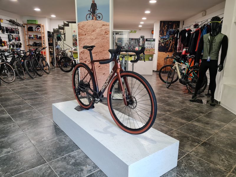 Used Megamo SILK 10 2024 2024 Road & Gravel, Orange — image 4 of 4