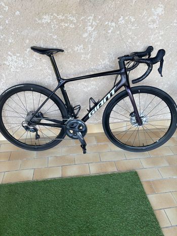 Used Giant TCR Advanced, Pro Disc 1 2021 2021 Road & Gravel, Black — image 2 of 9