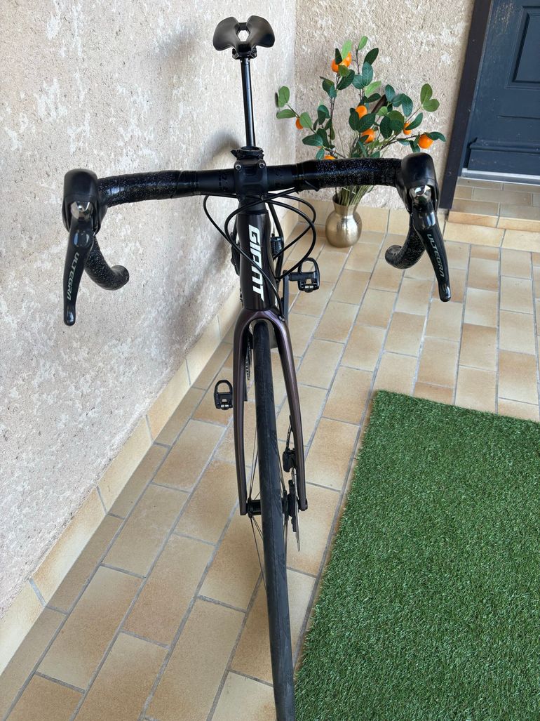 Used Giant TCR Advanced, Pro Disc 1 2021 2021 Road & Gravel, Black — image 4 of 9