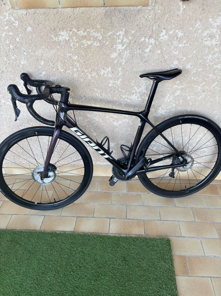 Used Giant TCR Advanced, Pro Disc 1 2021 2021 Road & Gravel, Black — image 3 of 9